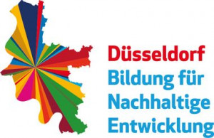 Bunte stilisierte Karte von Düsseldorf links; rechts roter Schriftzug "Düsseldorf" und blauer Text "Bildung für Nachhaltige Entwicklung"